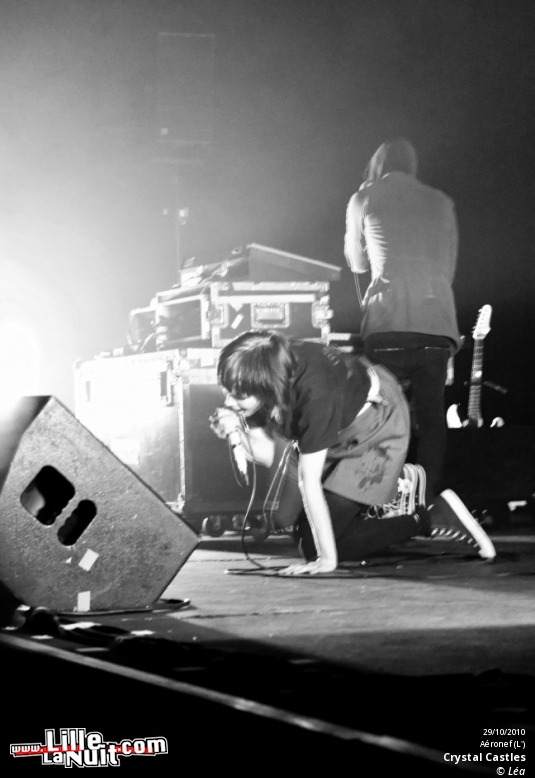 Crystal Castles + Beat Torrent + Slagsmâlsklubben en live - photo n°21