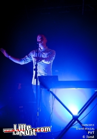 Suuns + PVT + Valleys au Grand Mix en live - photo n°38