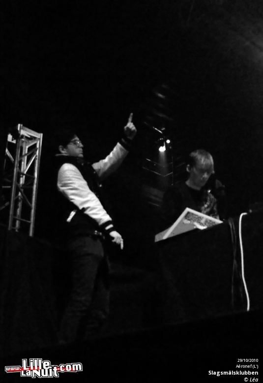 Crystal Castles + Beat Torrent + Slagsmâlsklubben en live - photo n°3