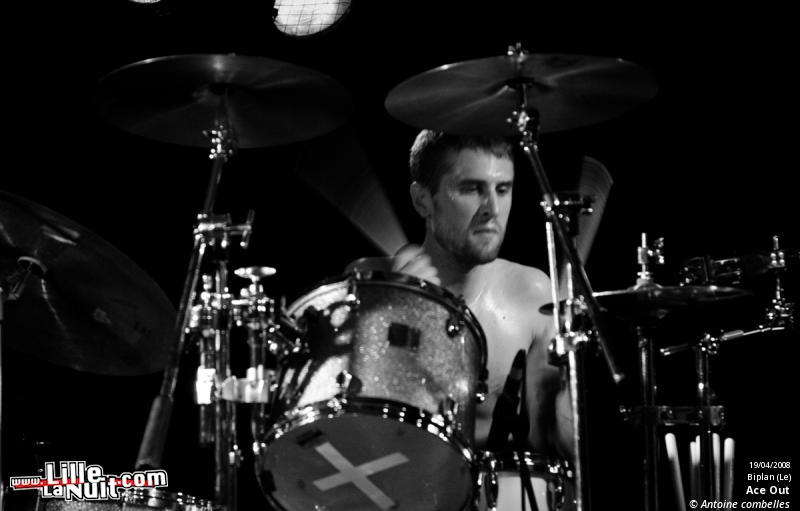 Labo, Ace Out, Devon et Klakomaniak au Biplan en live - photo n°14