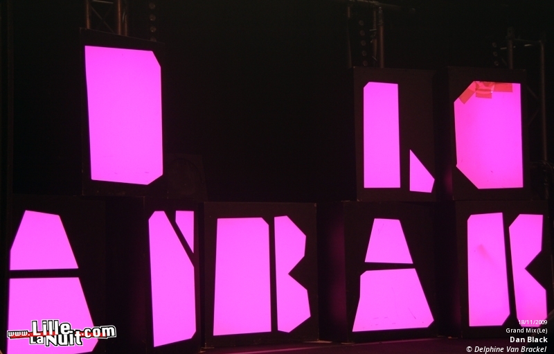 Le Cabaret Vert 2012 – jour 4 : Charlie Winston, The Weasel and the Wasters, Caravan Palace, etc. en live - photo n°33