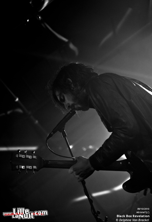 Dour Festival 2012 – Jour 2 (part 1) : Speech Debelle, 1995, Vegas, etc. en live - photo n°21