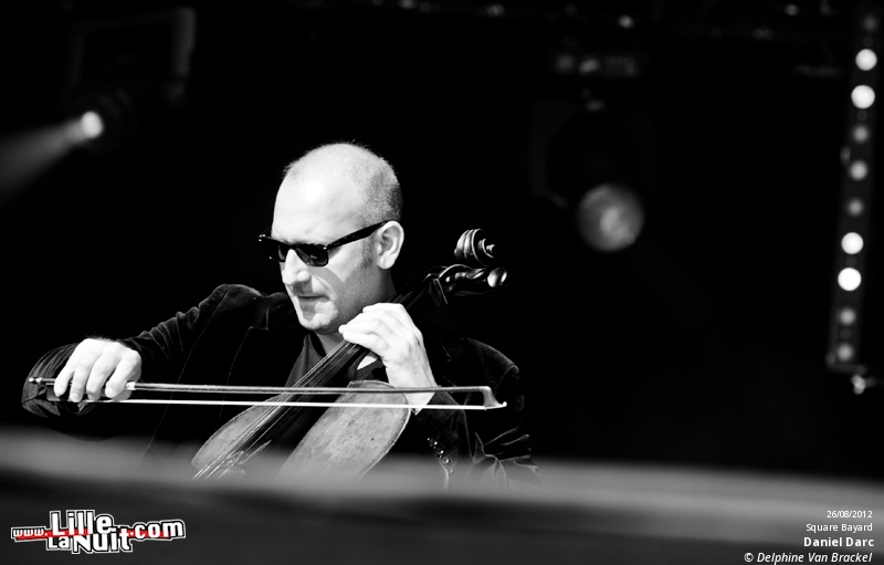 Le Cabaret Vert 2012 – jour 4 : Charlie Winston, The Weasel and the Wasters, Caravan Palace, etc. en live - photo n°64