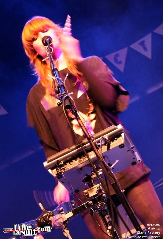 The Asteroids Galaxy Tour et Giana Factory au Grand Mix en live - photo n°30