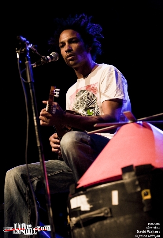 Bat for Lashes & David Walters à l’Aéronef en live - photo n°8