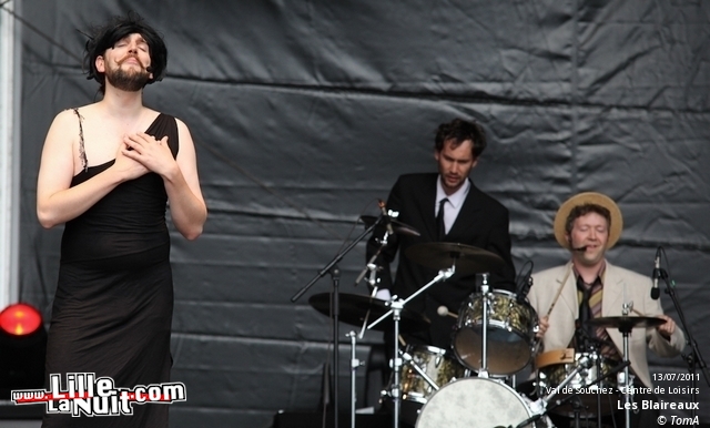 Cali + Brigitte + Les Blaireaux à Liévin en live - photo n°5