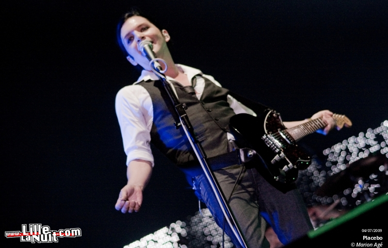 Expatriate, Ghinzu, Gossip, Bloc Party, Kaiser Chiefs, Placebo, Crookers au Main Square Festival en live - photo n°4
