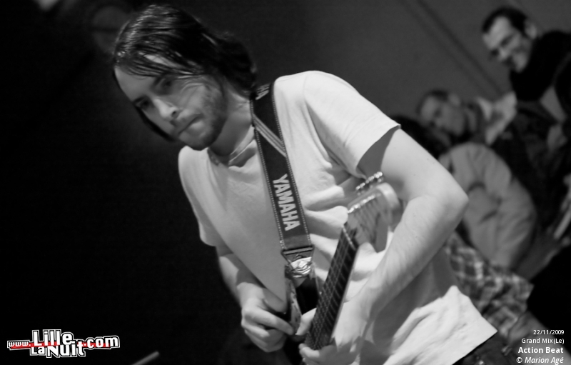 A place to bury strangers & Action Beat au Grand Mix en live - photo n°29