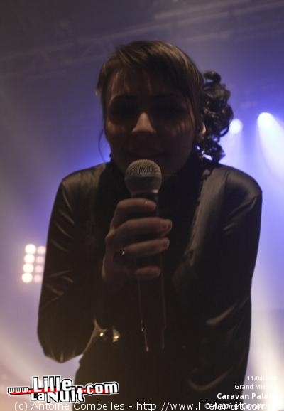 Caravan Palace et Hollie Smith au Grand Mix en live - photo n°19