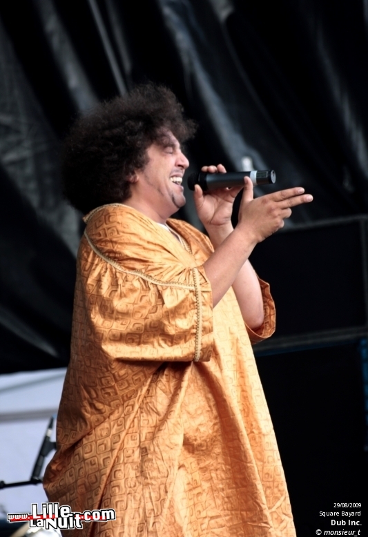 Cabaret vert – Jour 2 – Raj, Dub Inc. Deftones, Shakaponk en live - photo n°19