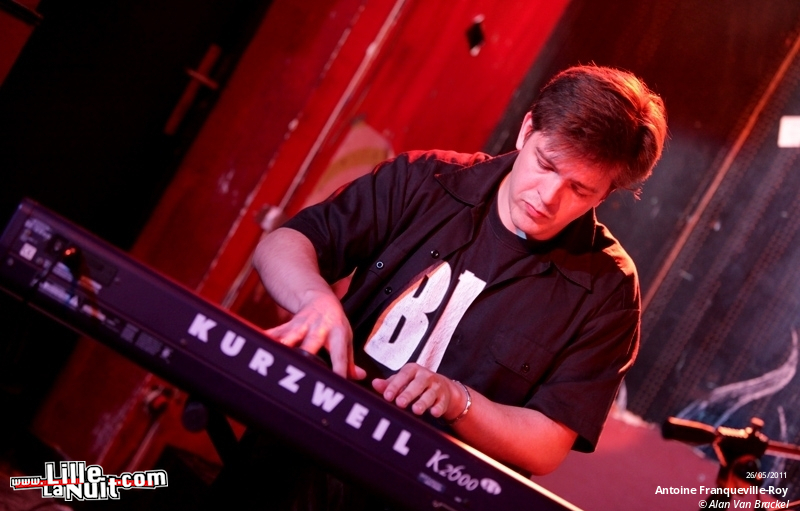 Lisa Cuthbert + Tim Fromont Placenti + Antoine Franqueville-Roy à la Chimère en live - photo n°19