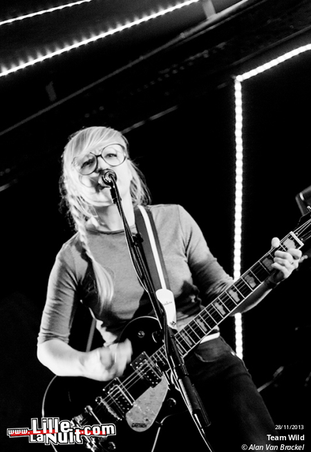 Scout Niblett + Team Wild à la Cave aux poètes – Ground Zero Festival en live - photo n°25