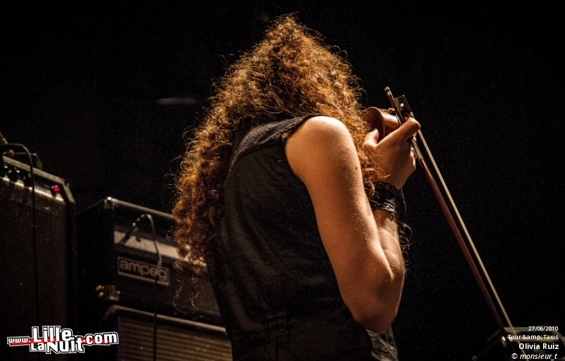 Thee Silver Mt. Zion Memorial Orchestra + Matana Roberts au Grand Mix de Tourcoing en live - photo n°4