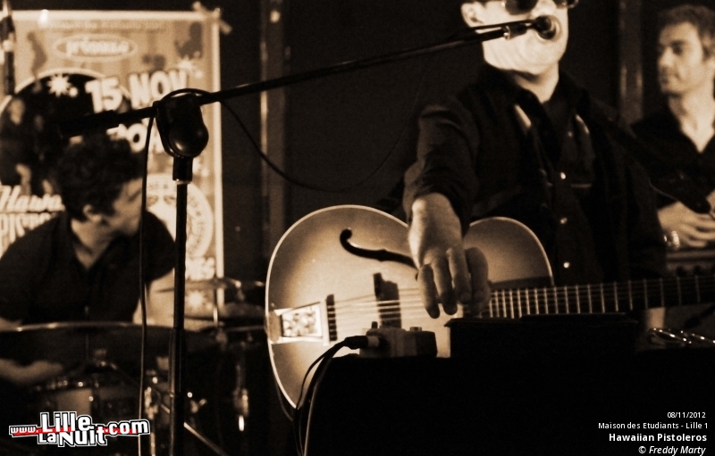 Hawaiian Pistoleros + Precious Oldies à la Maison des Etudiants de Lille 1 en live - photo n°5