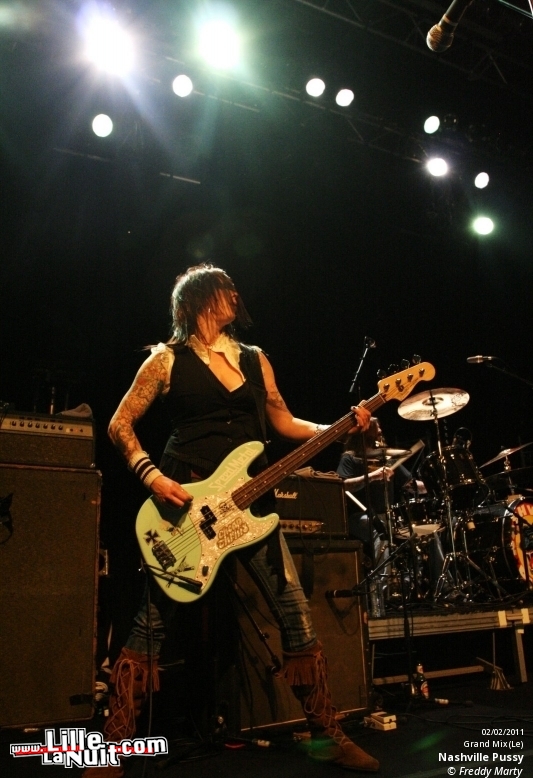 Nashville Pussy + Zoé au Grand Mix en live - photo n°2