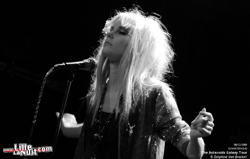 The Asteroids Galaxy Tour et Giana Factory au Grand Mix en live - photo n°18