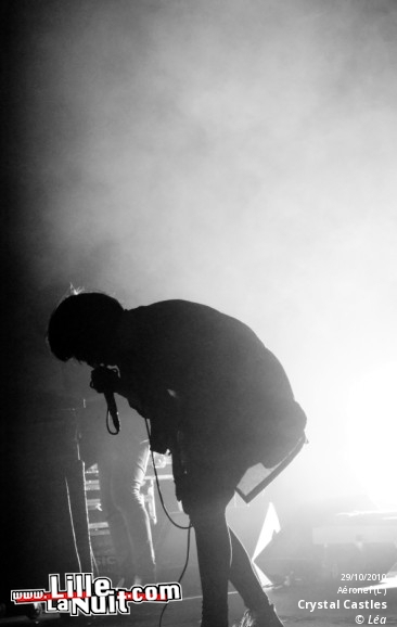 Crystal Castles + Beat Torrent + Slagsmâlsklubben en live - photo n°25