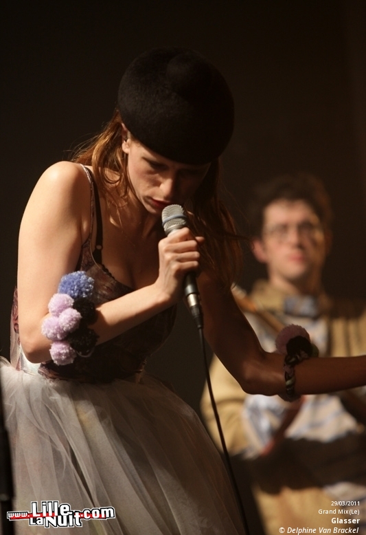 Festival Les Femmes s’en Mêlent : Cercueil + Glasser + Anika au Grand Mix en live - photo n°2