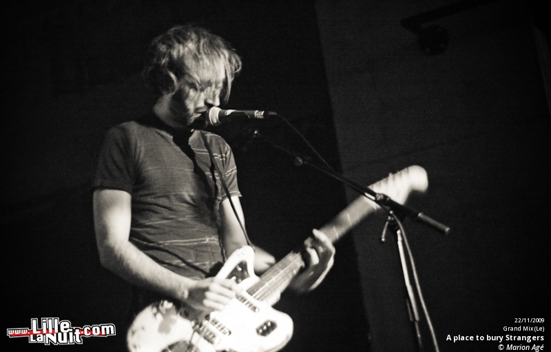 A place to bury strangers & Action Beat au Grand Mix en live - photo n°13
