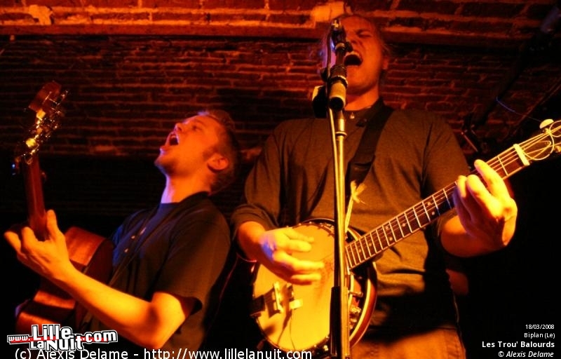 Joe (sans la machine) et Les Trou’ Balourds au Biplan en live - photo n°5