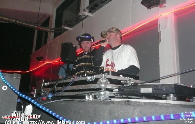 Blunt Posse, One Love et Civalizee à Anvers en live - photo n°13