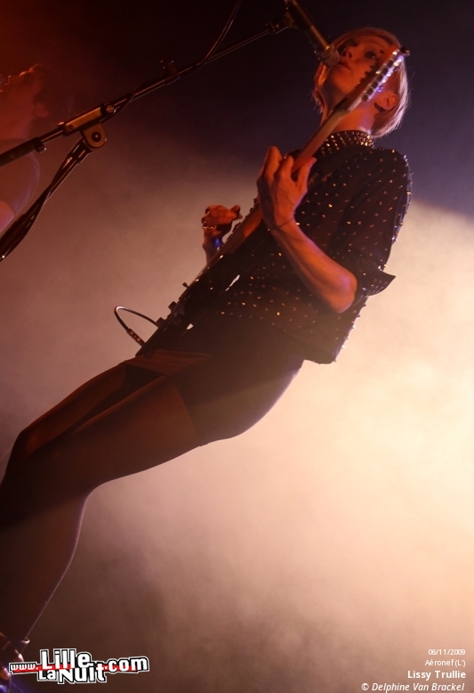 Le Festival des Inrocks – Passion Pit, Florence & The Machine, Lissy Trullie, Two Door Cinema Club en live - photo n°39