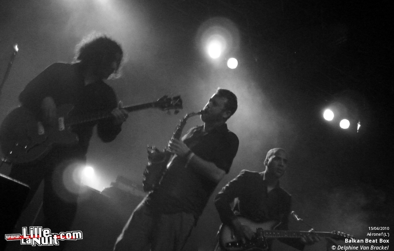 Balkan Beat Box & Manouch Mena à l’Aéronef en live - photo n°15