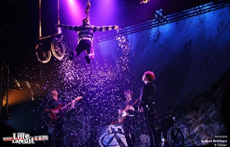 Ashton Brothers au Théatre municipal de Béthune en live - photo n°4