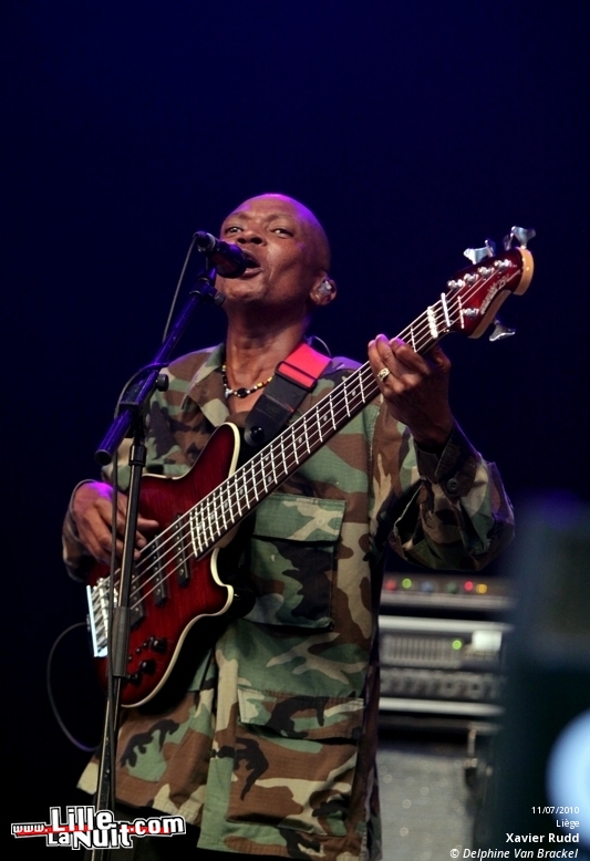 Joan As Police Woman + The Prince Of Assyria au Grand Mix en live - photo n°43