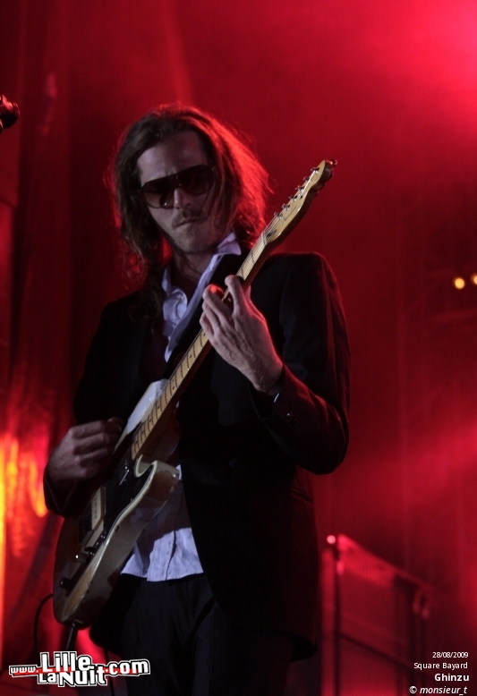 Cabaret vert – Jour 1 – Birdy Nam Nam, Ghinzu, la Grande Sophie en live - photo n°9