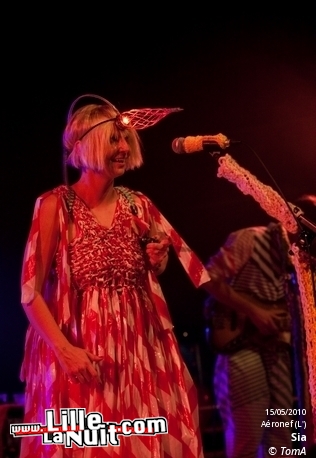 Sia + The Two à l’Aéronef en live - photo n°32