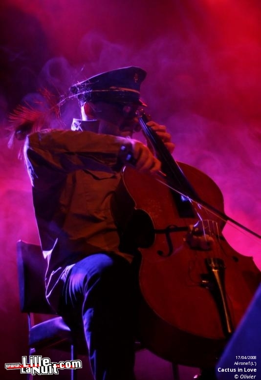 Aaron, Brisa Roche, Cactus in Love [Les paradis Articifiels] à l’Aéronef en live - photo n°22