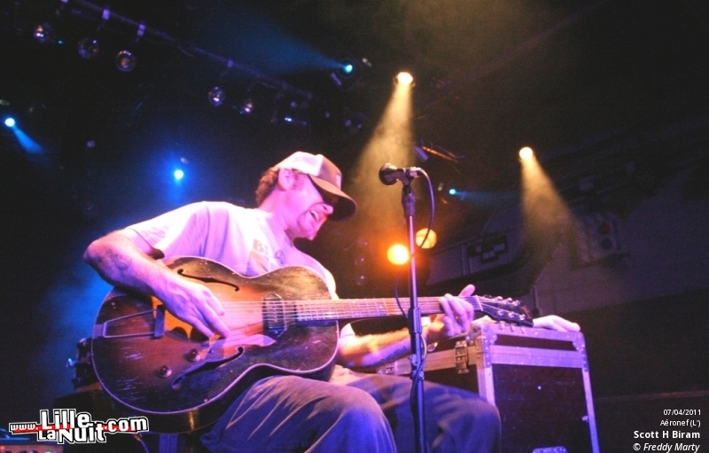 Jim Jones Revue + Scott H Biram + The Bellrays + Restavrant + The Legendary Tiger Man + Les Cool Kleps à l’Aéronef en live - photo n°24