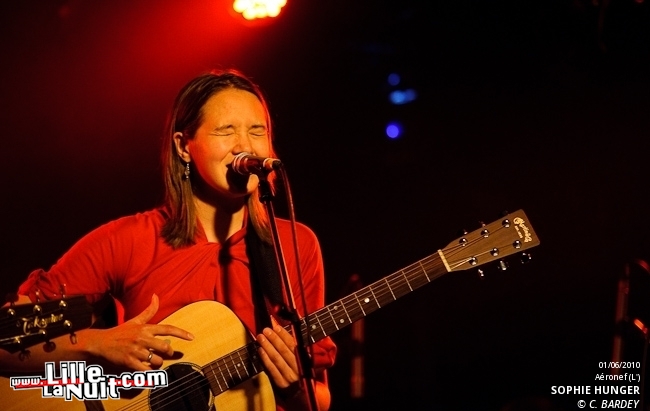 Sophie Hunger & Quaisoir à l’Aéronef en live - photo n°12