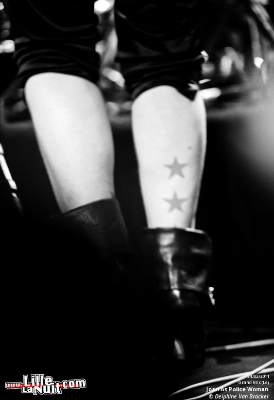 Joan As Police Woman + The Prince Of Assyria au Grand Mix en live - photo n°1