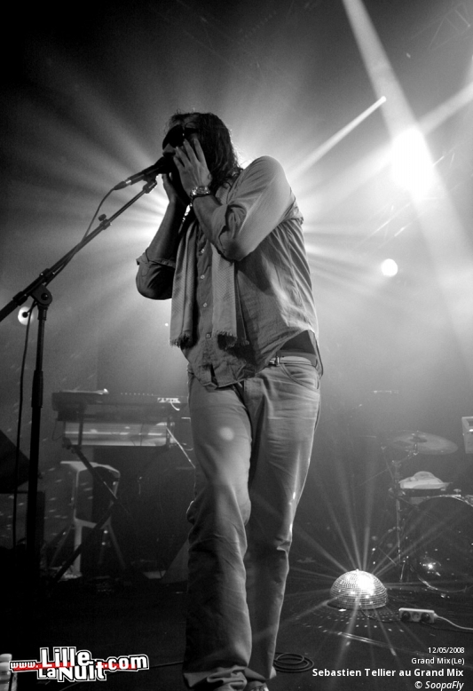 Sebastien Tellier & Principles of Geometry au Grand Mix en live - photo n°8