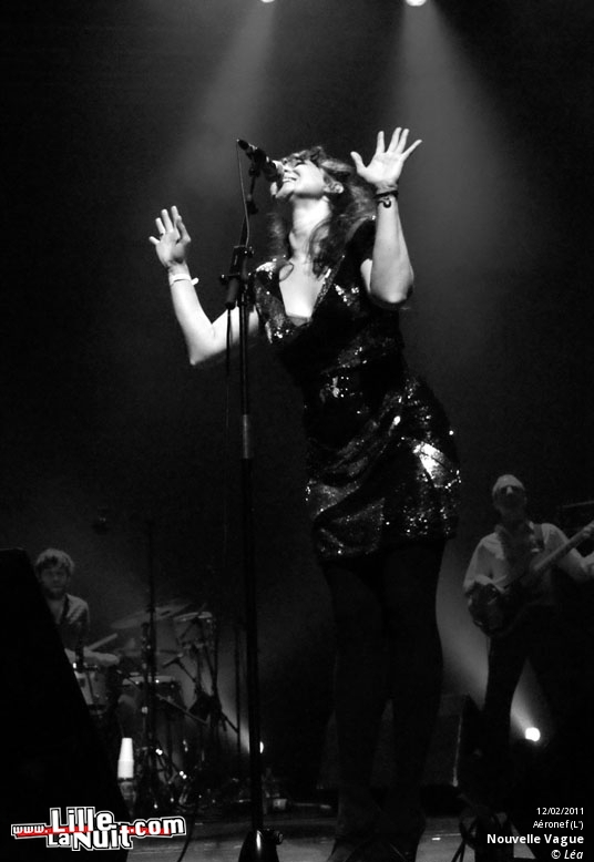 Nouvelle Vague + Samir Barris à l’Aéronef en live - photo n°15