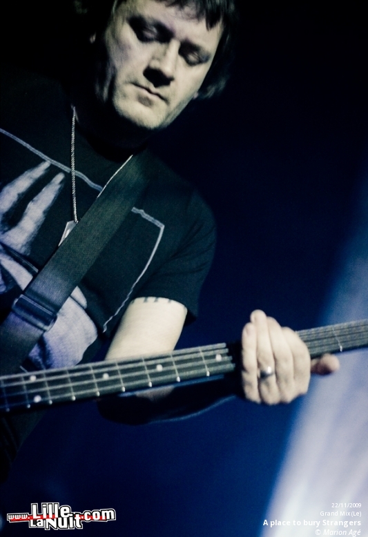 A place to bury strangers & Action Beat au Grand Mix en live - photo n°15