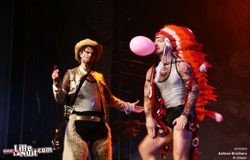 Ashton Brothers au Théatre municipal de Béthune en live - photo n°21