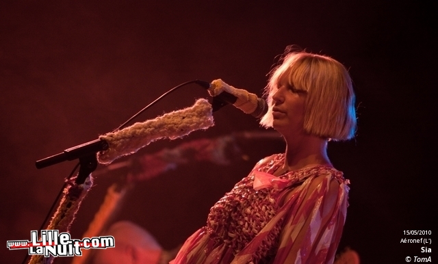 Sia + The Two à l’Aéronef en live - photo n°17