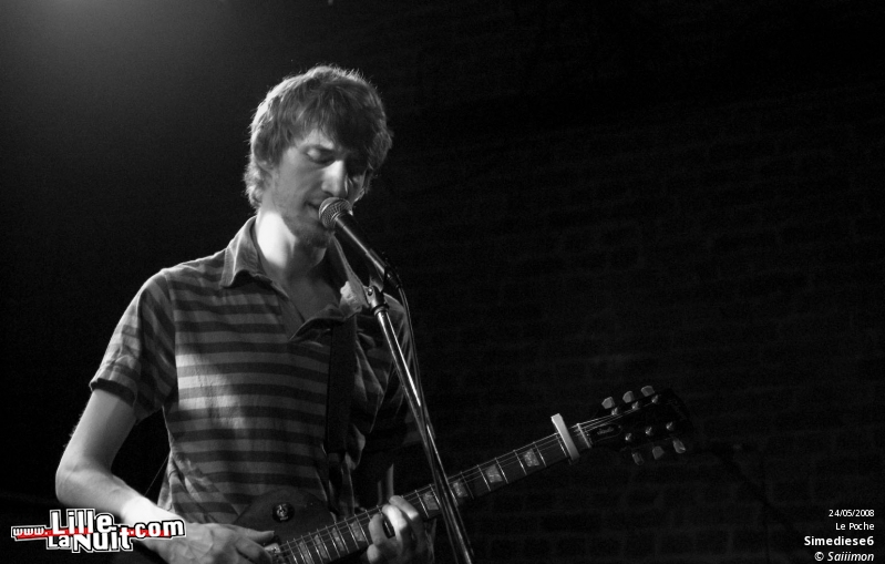 Simdiese6, Cercueil, l’Objet et Sexual Earthquake in Kobe au Théâtre Le Poche en live - photo n°16