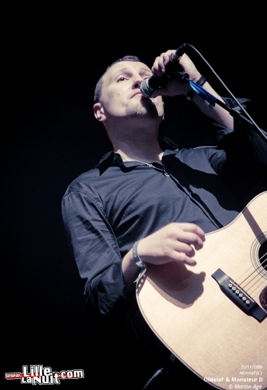 Barcella, Oldelaf & Monsieur D, As de Trêfle à l’Aéronef – Le Père Noël est-il un Rocker ? en live - photo n°24