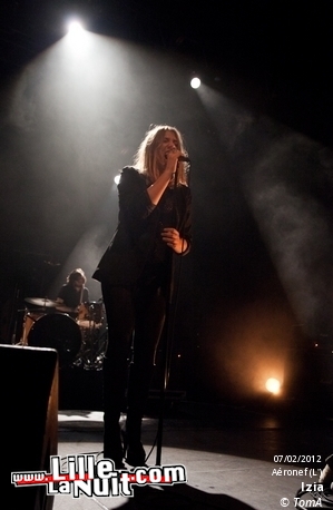 Izia + Blackfeet Revolution à l’Aéronef en live - photo n°4