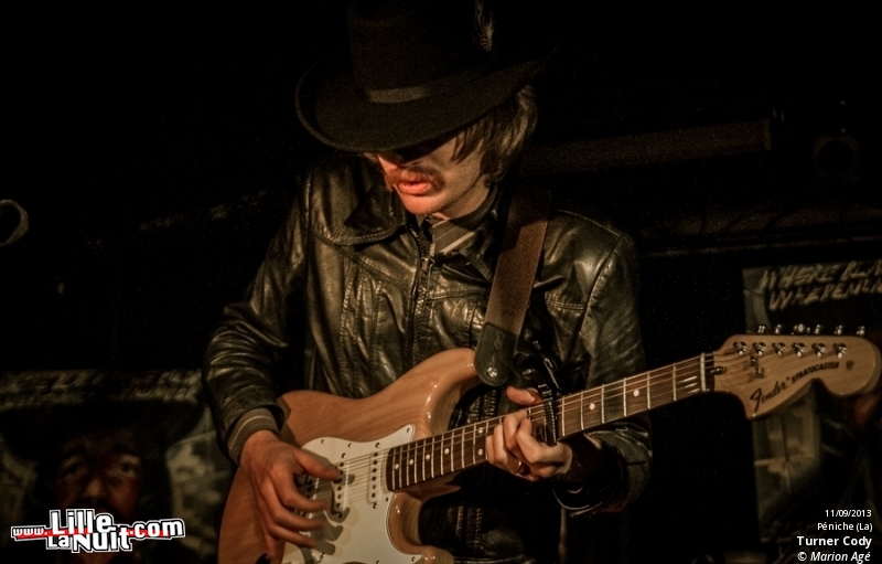 Black Yaya + Turner Cody à La Péniche de Lille en live - photo n°1