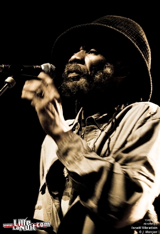 Israël Vibration & Macka B. à l&rsquo;Aéronef en live - photo n°4