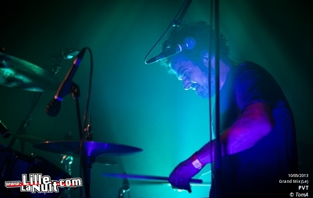 Suuns + PVT + Valleys au Grand Mix en live - photo n°23