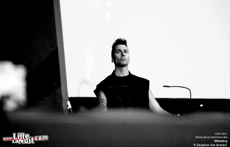 Dour Festival 2012 – jour 2 (part 2) : Ministry, Sébastien Tellier, Fanfarlo, etc. en live - photo n°31