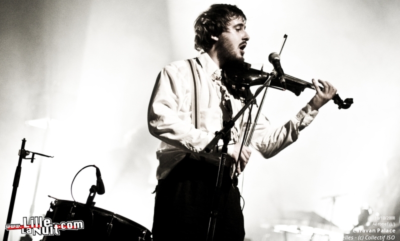 Caravan Palace + Agoria en live - photo n°7