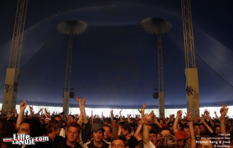 Dour : Tu étais au premier rang ? Tu es sûrement dedans ! en live - photo n°19
