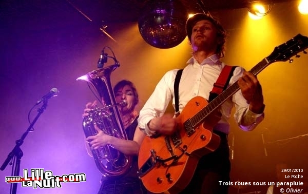 Trois roues sous un parapluie & Zaza Fournier au Poche de Béthune en live - photo n°10